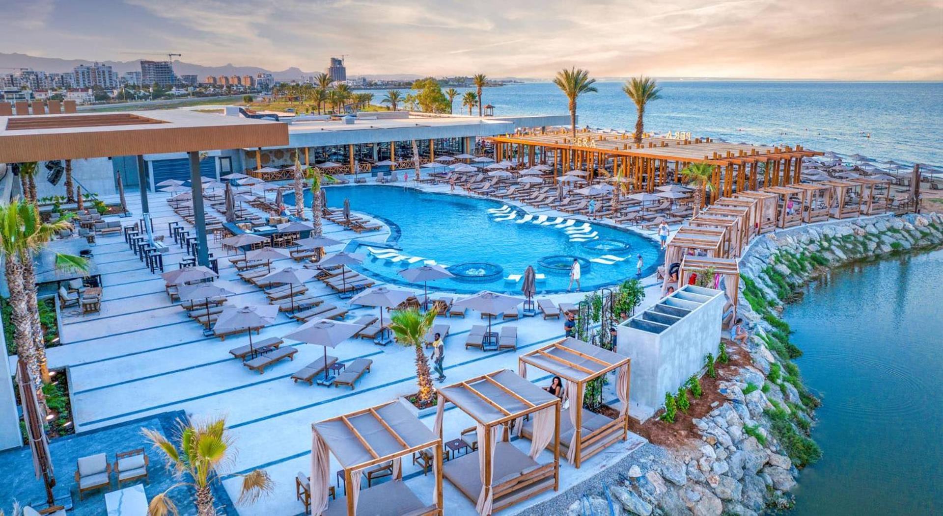 Grand Sapphire Resort & Casino Trikomo Exterior foto